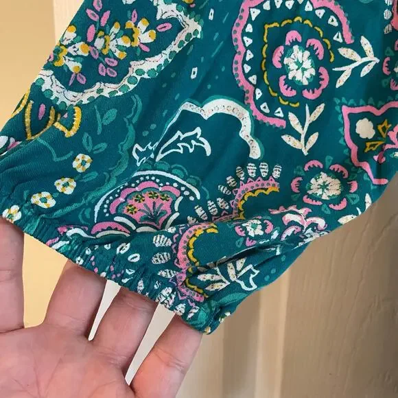 Crown & Ivy PL Paisley 3/4 Sleeve Peasant Top - Picture 5 of 11